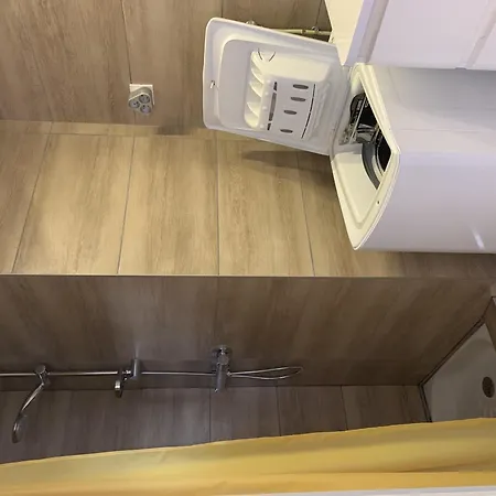 Proche Thermes Saint Roch Avec Wifi Et Animaux Admis - Fr-1-541-134